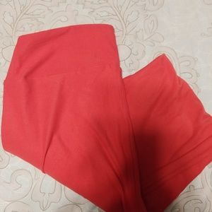 Red lularoe leggings